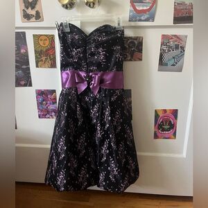 Jessica McClintock for Gunne Sax Purple & Black Strapless Formal Dress